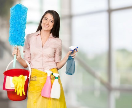 Local office cleaners working in a SE3 business premises