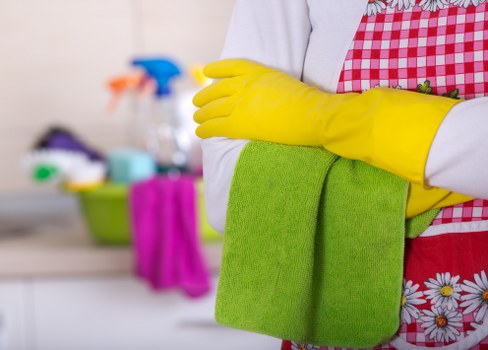 Carpet cleaning SE3 process with careful treatment for different carpet types