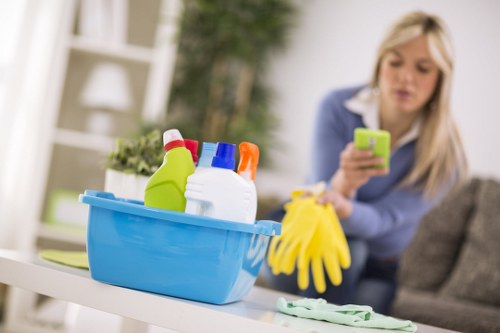 Kitchen and bathroom deep cleaning in SE3